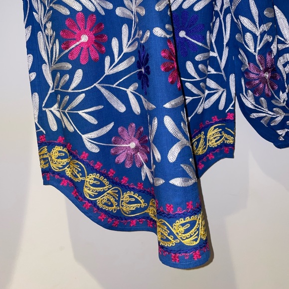 NWT Alexis Embroidered Paulaine Top Small - Picture 3 of 12